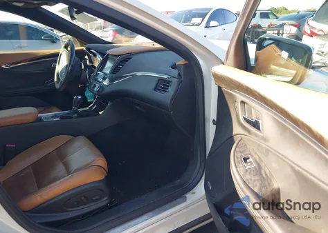 2014 Chevrolet Impala 2Lz z USA, uszkodzony, nr VIN 1G1155S30EU172144